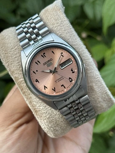 Vintage Seiko 5 Automatic 7009 Salmon Dial 17 Jewel Refurbished WristWatch Japan