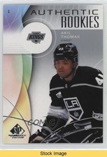 2024-25 Upper Deck SP Game Used Authentic Rookies Akil Thomas #275 READ 1s8j