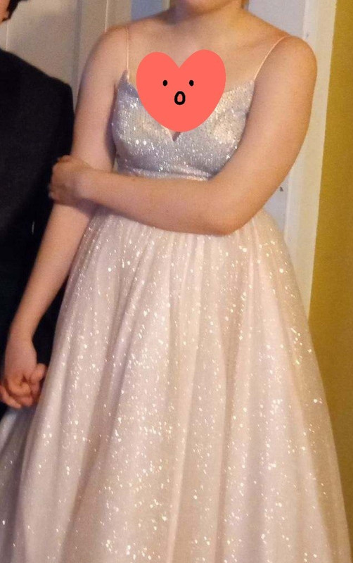 2Cute Pastel Pink Sparkly Spaghetti Strap Prom & Formal Look.