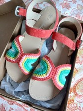 Boden girls sandals size 33 crochet