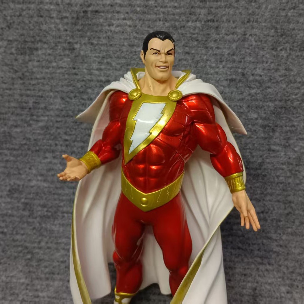 Kotobukiya DC ArtFx DC Comics New 52 Shazam Statue figure 1/10