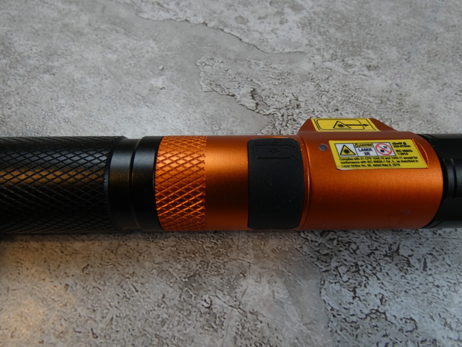 Klein Tools 56040 Rechargeable Focus Flashlight Laser Magnetic Clip See Video