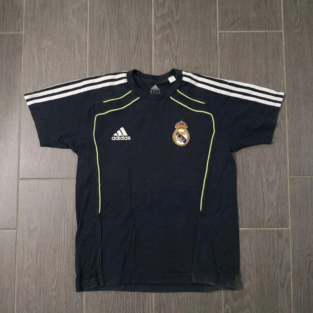 Vintage Retro 2010/11 Real Madrid Traingsshirt Größe: S Fußball Streatwear