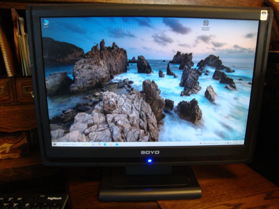 HP 450-a114 SFF Desktop PC w/Intel Celeron J1800 2.41GHz 8GB RAM 500 GB Bundle - Image 4 of 4