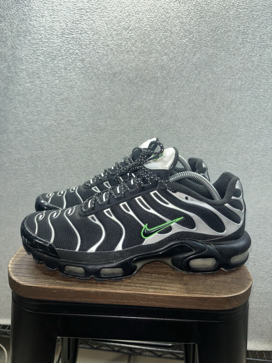 Nike Air Max Plus TN NBY Black Silver Green Mens Shoes  display picture 2