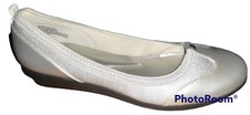 Laura Ashley Womens Wedge Shoes LA-Wenlock Slip On Silver Size 9 M S66