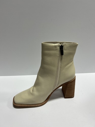 Vince Camuto Womens Eshera Bootie White 
