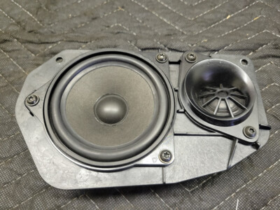 bmw-e61-5-series-touring-wagon-rear-left-hifi-loudspeaker-65136934421