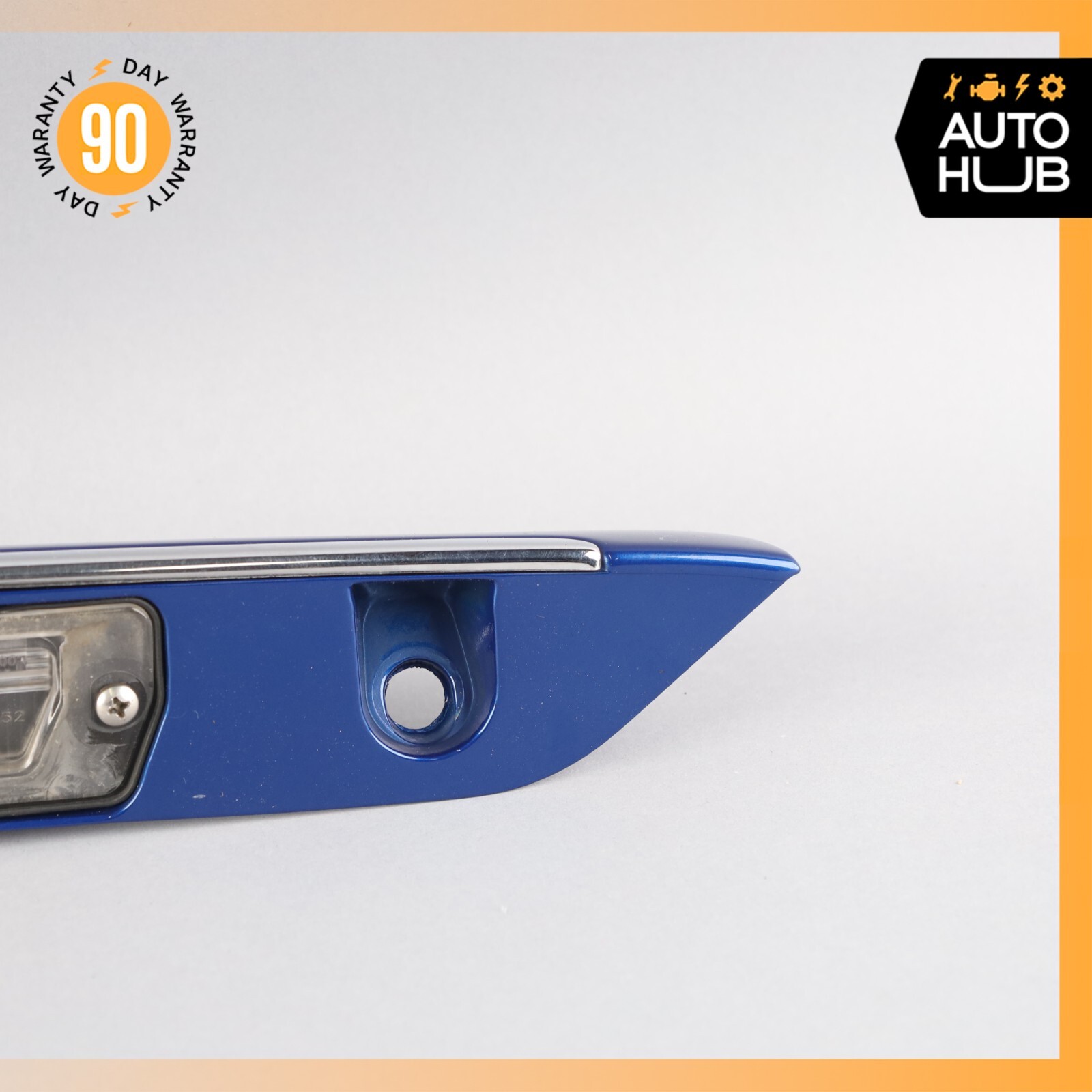 02-07 Maserati Coupe 4200 M138 Rear Trunk Lid Moulding Plate w/Lights OEM 67k