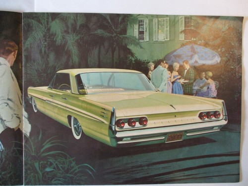 1961 Pontiac Automobile Brochure Catalog Bonneville Catalina Ventura Safari - Picture 5 of 16