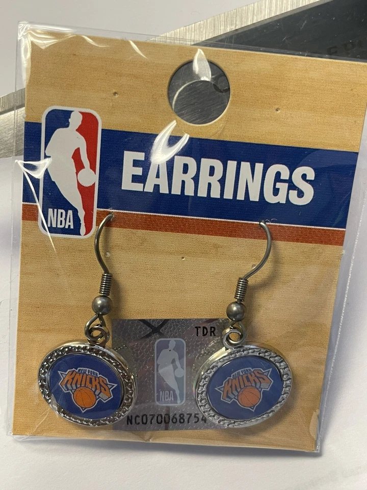 ОВАЛЬНЫЕ ВИСЯЧИЕ СЕРЬГИ WINCRAFT NBA NEW YORK KNICKS ДЛЯ ВЗРОСЛЫХ СИНИЕ ОРАНЖЕВЫЕ - Изображение 2 из 3