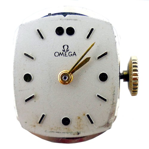 OMEGA 17 JEWELS WATCH DIAL AND MOVEMENT 
