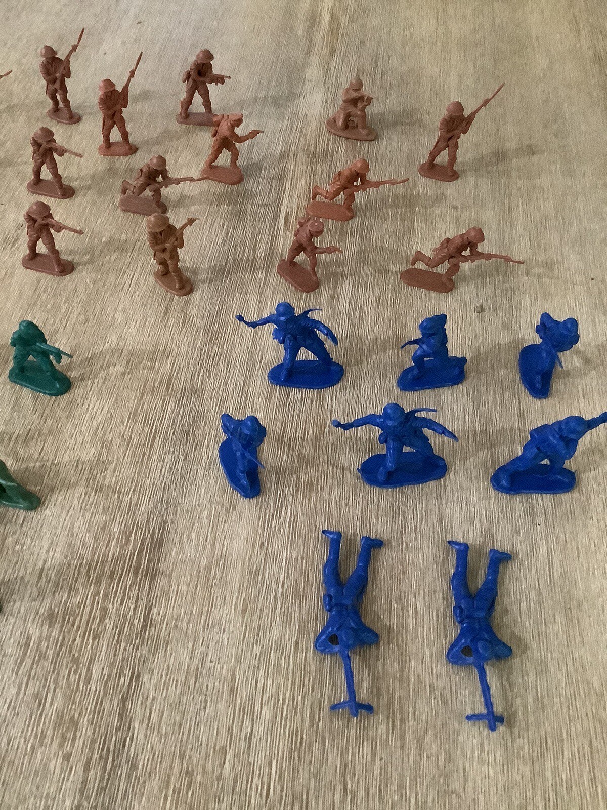 130 Vintage Toy Soldiers eBay