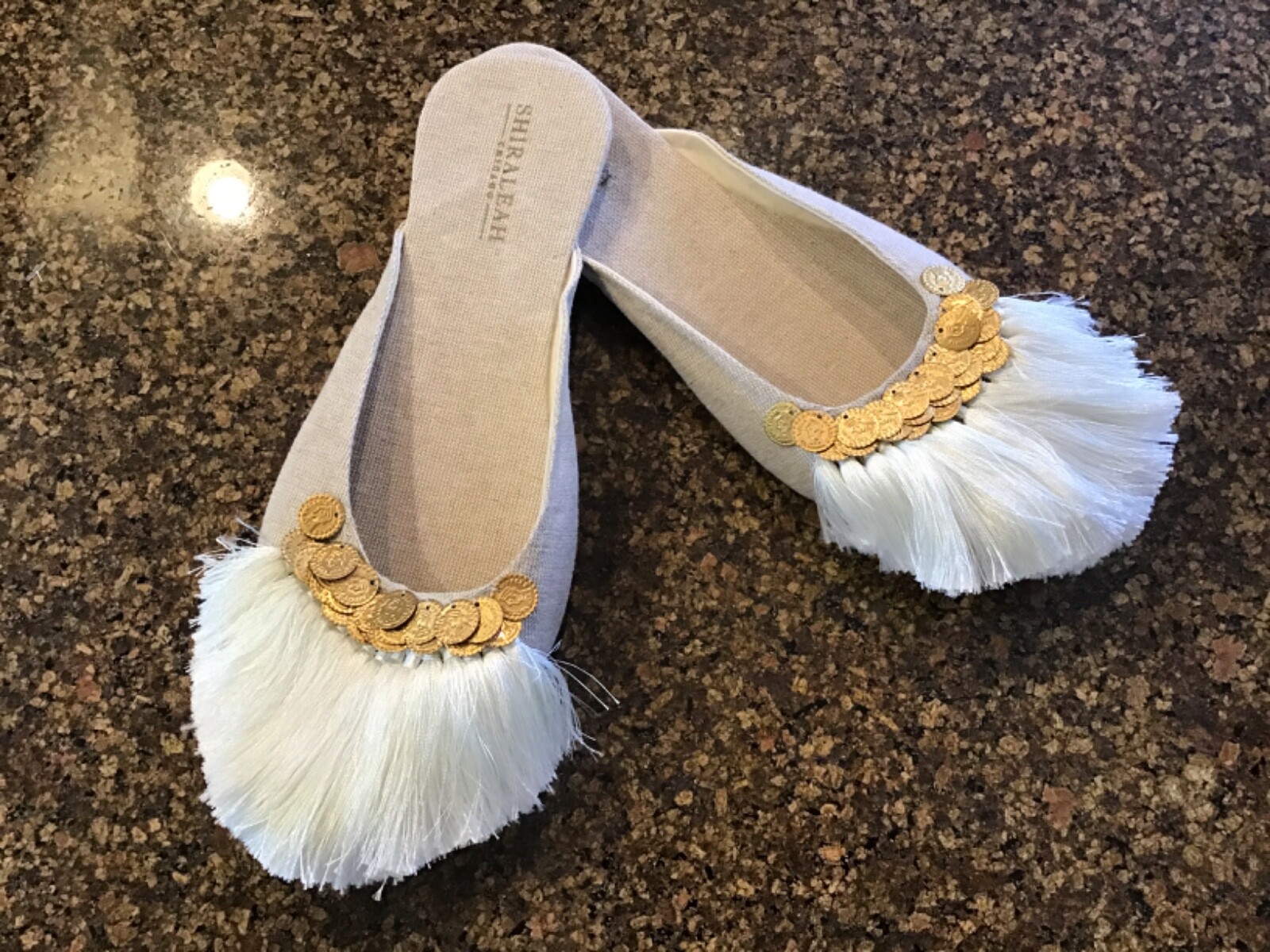PANTOFOLA D’ORO Shiraleah Size Large XL Fringe medallions Linen fabric Slippers New Womens Shoes