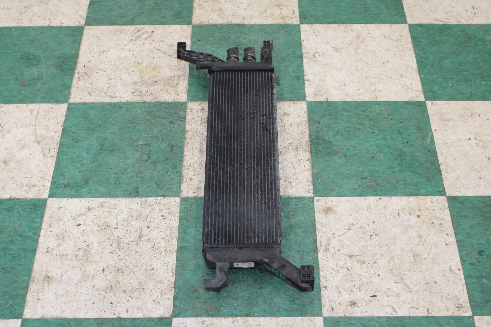Maserati Ghibli 2014-2019 Radiator