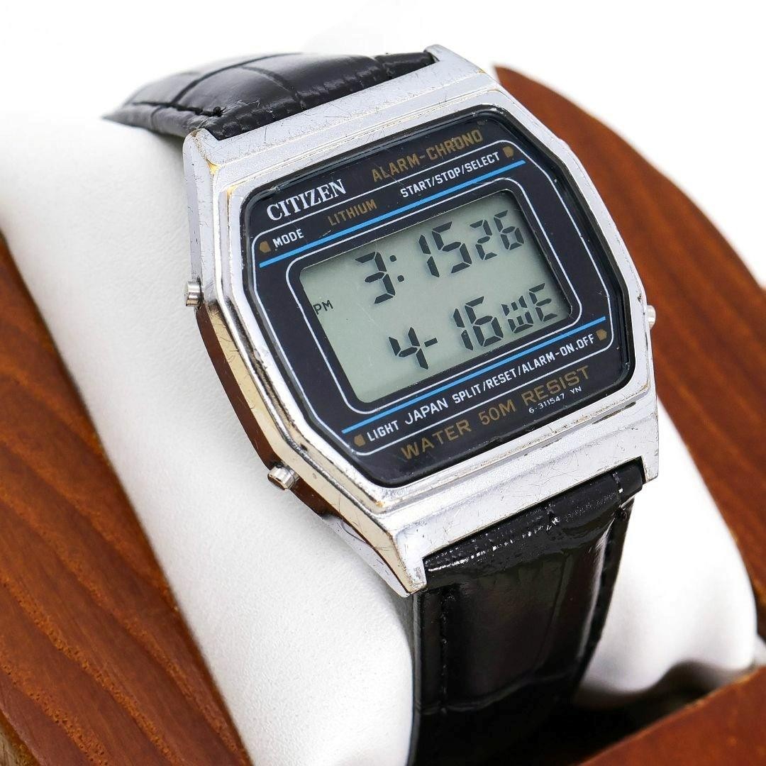 VINTAGE CITIZEN P110-311451 デジタル腕時計 Citizen P110-311451 Digital Quartz Men Operating Watch P110
