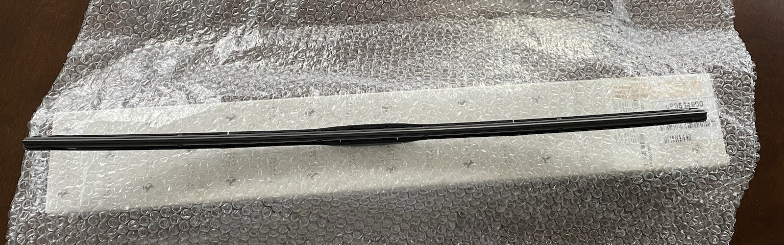 FERRARI PART NUMBER 80534900 DRIVER SIDE WIPER BRUSH NEW