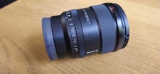 Neuwertiges Sony FE 20mm f/1.8 G Objektiv + gratis Yelangu Mount + Tasche