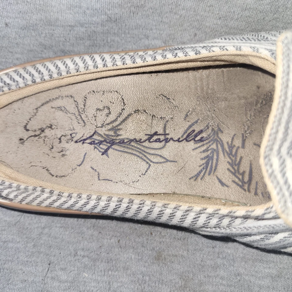 Женские узловатые мулы Margaritaville размер 8,5 M серые в белую полоску без шнуровки на пляже  - Изображение 4 из 4