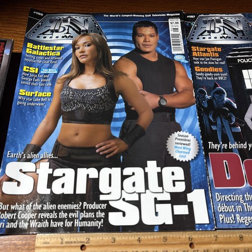 2 Vintage TV Zone Battlestar Galactica Magazines: Stargate SG-1 Doctor Who CSI - Picture 2 of 10