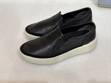 Vionic Women's Kearny Platform Slip On Sneaker Black Leather Size 8 Wide
