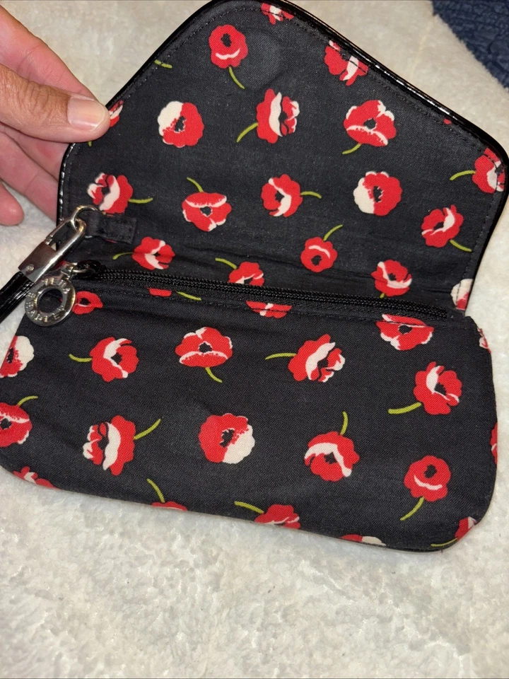 Vera Bradley Poppy Fields Flapper Wallet Wristlet Floral Black Patent Trim - Image 3 of 4