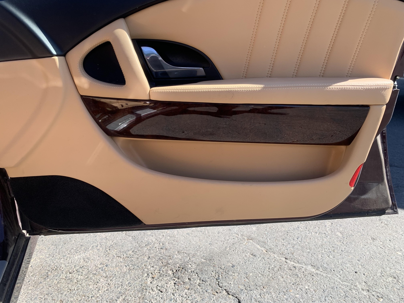 08 MASERATI Right RH Passenger Front Door Trim Panel