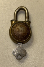 vintage 9โ9 padlock with key works Made In USA