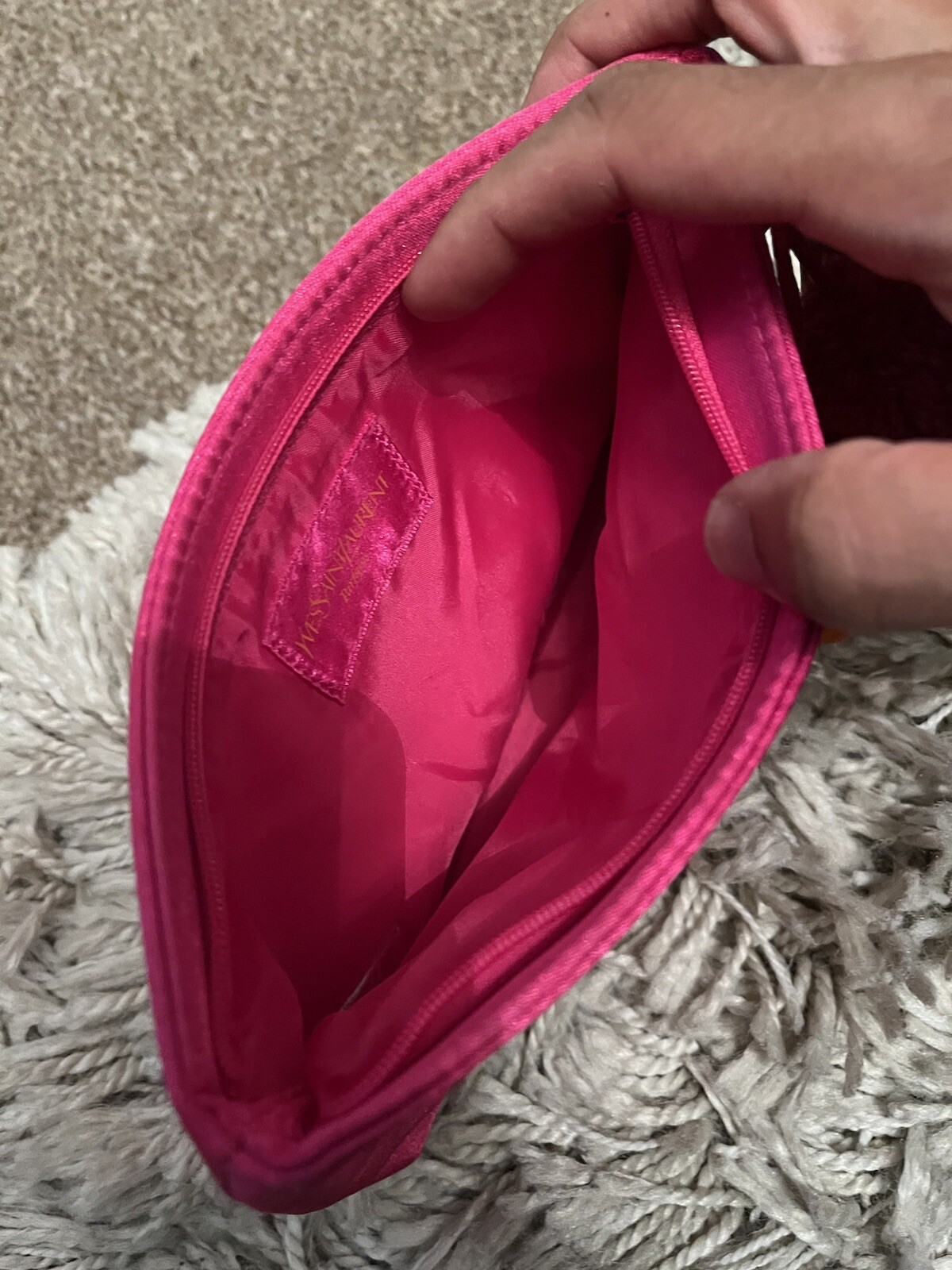 Borsa da viaggio YSL Yves Saint Laurent per articoli da toeletta borsa da viaggio rosa con palline