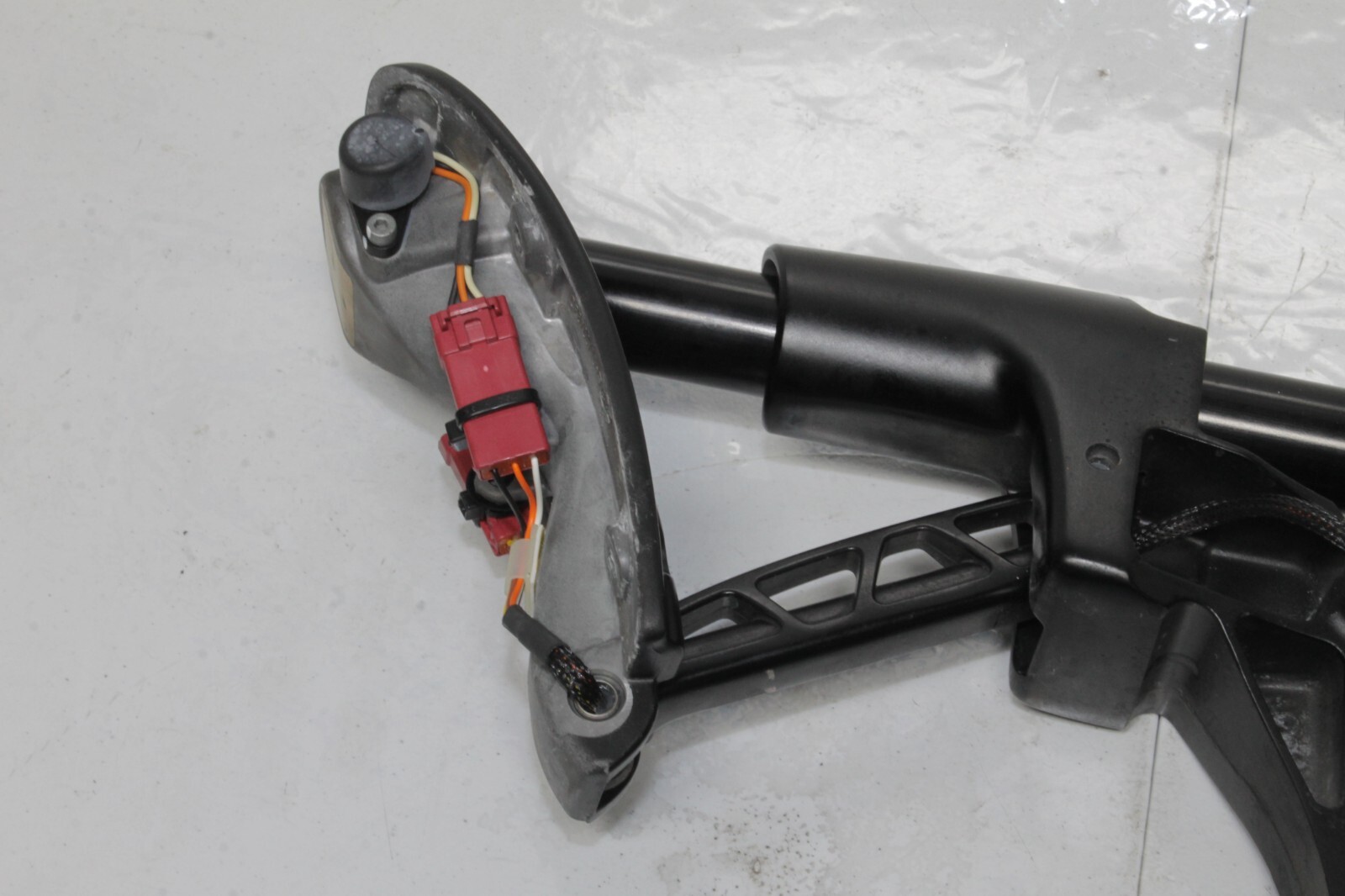 12-14 MCLAREN MP4-12C MP4 12C 570 650 OEM LH ACTIVE AERO WING LINKAGE 11A4671CP