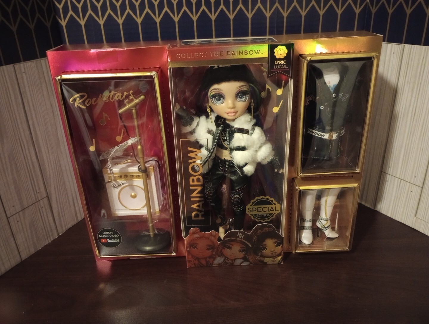Foto 1 di 7