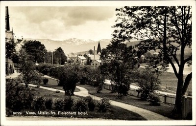 Ak Voss Norwegen, Gesamtansicht, Fleischer's-Hotel - 10987820