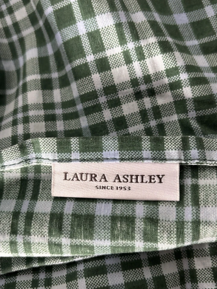 Laura Ashley 2/26x26 Green Blue Plaid Preppy Euroshams Vintage Old Money - Image 3 of 4