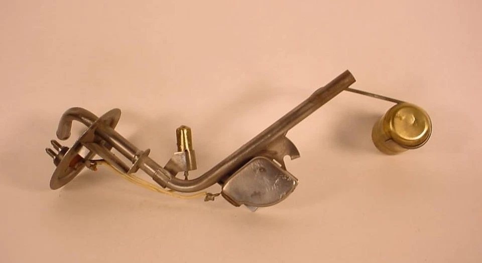 Used 1968 Ford Mustang Mercury Cougar Fuel Tank Sending Unit W/ Low Fuel Warning Foto 2 de 2