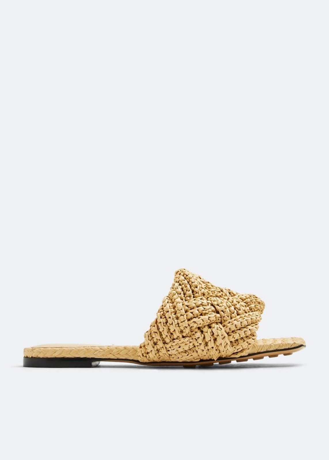 Bottega Veneta Lido Flat Sandals(PLEASE REQUEST YOUR SIZE BEFORE PURCHASING)