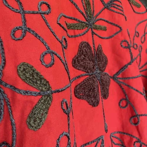 Chaqueta De Colección Artesanal Boho Bordada Para Mujer L/XL Floral Granate Arte para Usar - Imagen 13 de 24
