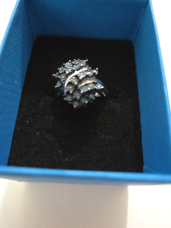 blue diamond ring pre owned Size 7