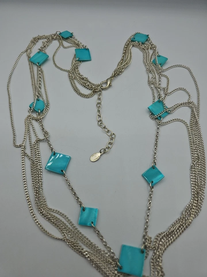 Collar babero Robert rosa tono plata multihila con detalles de piedra turquesa Foto 2 de 4