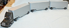 SEMIRREMOLQUE FREIGHTLINER 3 SET~UPS CO. PROMOCIÓN ESCRITORIO EJECUTIVO MODELO~1/50