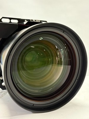 SONY  SRX系列用プロジェクション　レンズ　LKRL-Z214 メモリ機能 Sony LKRL-Z214 (1.35x - 2.40x) Zoom Lens for SRX-R320P 4K