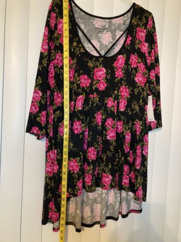 Torrid Black Hot Pink Floral Tunic Top Dress Super Soft Knit Size 2X Valentine’s - Picture 3 of 6