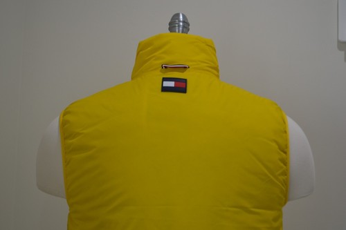 NWT MEN'S TOMMY HILFIGER YELLOW PUFFER VEST SLEEVELESS JACKET SZ M L - Picture 6 of 7