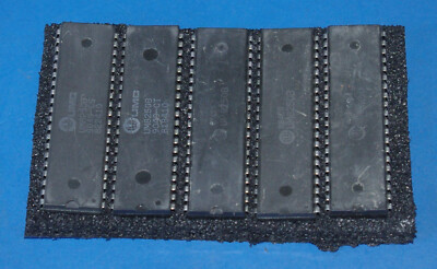 UM8250B - UMC - DIP40 - Asyncronous Communication Element IC