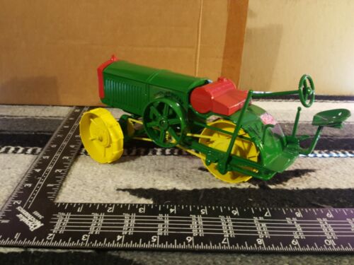 John Deere Dain 1/16 Diecast Farm Tractor Replica Collectable By Spec Cast - Picture 7 of 8
