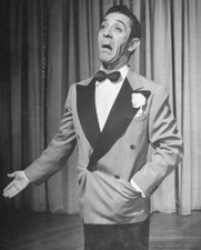 Enterainer George Price doing imitations of George Jessel at - 1940s Old Photo