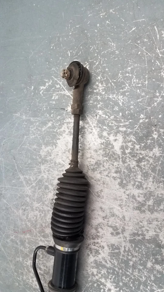 1997 Mitsubishi Eclipse GST GS-T Rack & Pinion / Tie Rods #9003 A11 - Image 2 of 4