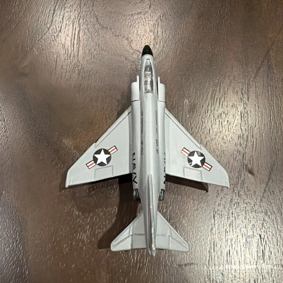 De colección Nuevo 1998 Maisto Tailwinds Diecast Marina de los Estados Unidos F-4J Phantom II VF-103 Foto 3 de 4