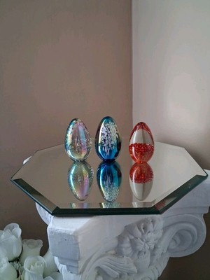 Vintage Set Of Three Glass Eye Studio Glass Egg Paperweights Signed
