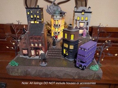 DISPLAY PLATFORM FOR DEPT 56 HARRY POTTER DIAGON ALLEY, FREE SHIPPING