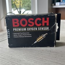 Bosch 15733 Premium Oxygen Sensor 4-wire Universal O2 Nos In Box